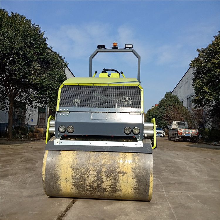 1653612772408175.jpg 23351632367_1884266241.jpg