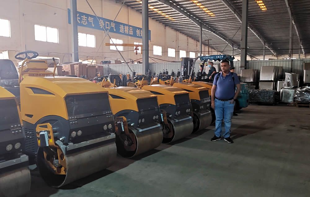 1521863413535140.jpg 1717549303400627.jpg